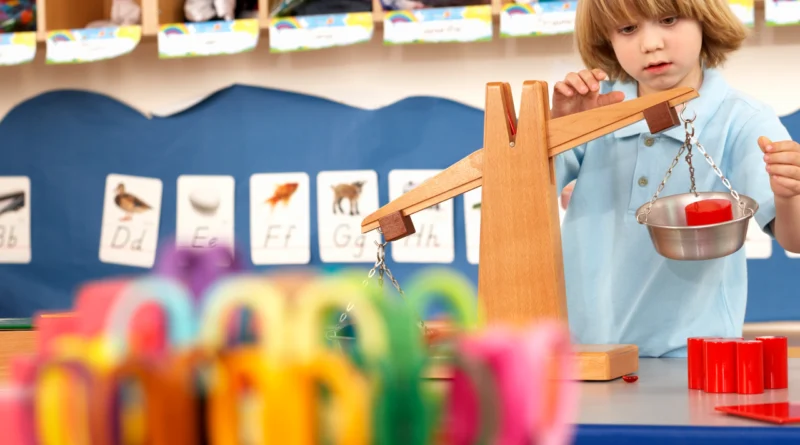 İngiltere kreş fiyatları ve oyun oynayan çocuklar