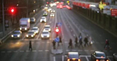 İngiltere trafik kuralları ve sarı kutu cezası